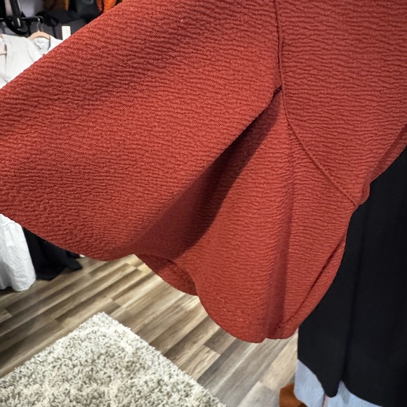 Green Envelope top like new size S. - Picture 3 of 4